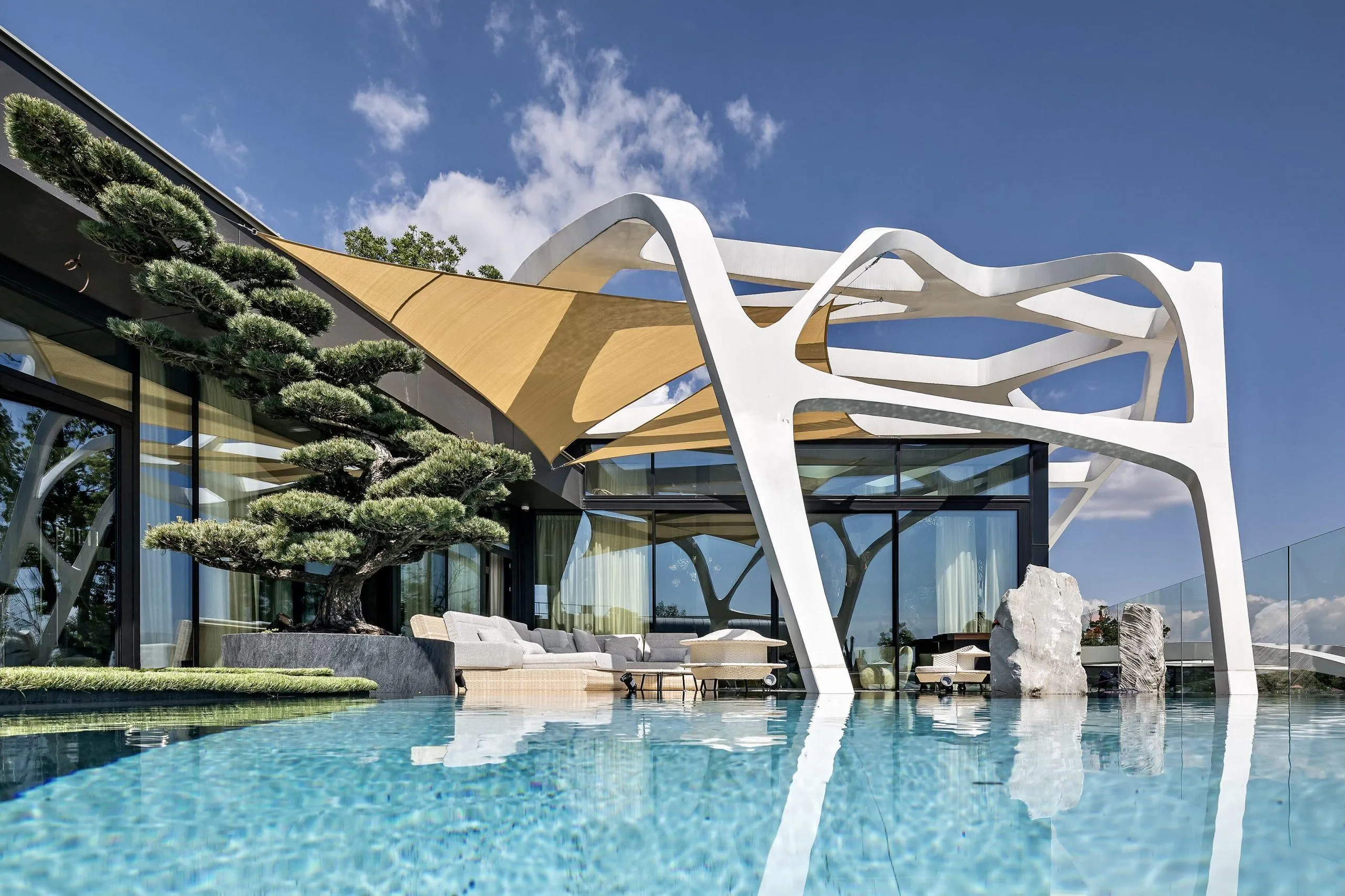 Luxurious villas with pool Budapest